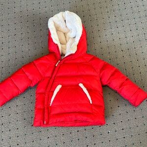 Il Gufo red down gender neutral puffer coat with Sherpa lined hood size 2